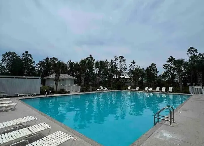 Holiday home 3,700 Snowbird Special With Hot Tub And Golf Cart