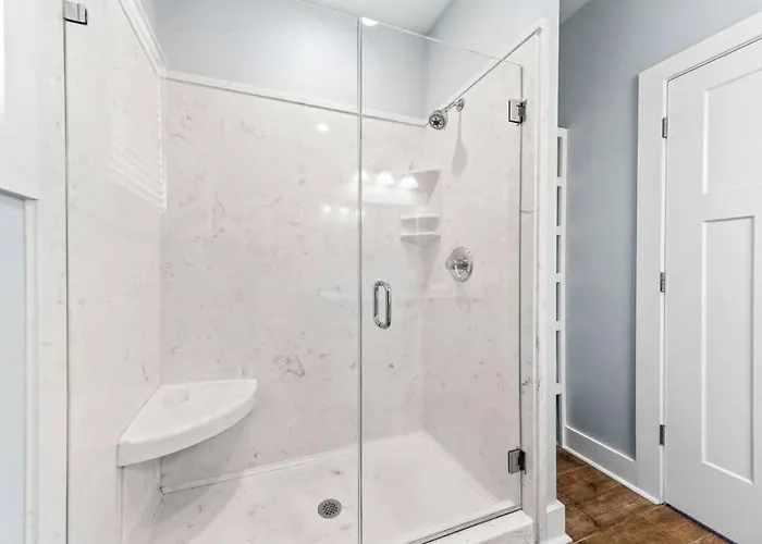 3,700 Snowbird Special With Hot Tub And Golf Cart Holiday home