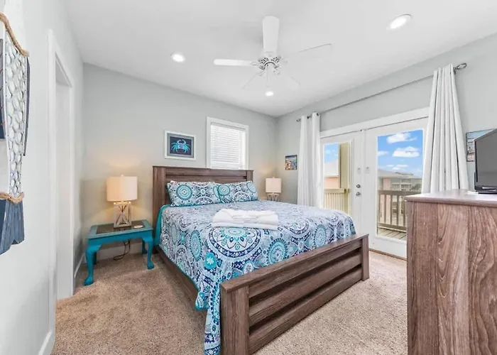3,700 Snowbird Special With Hot Tub And Golf Cart * Gulf Shores