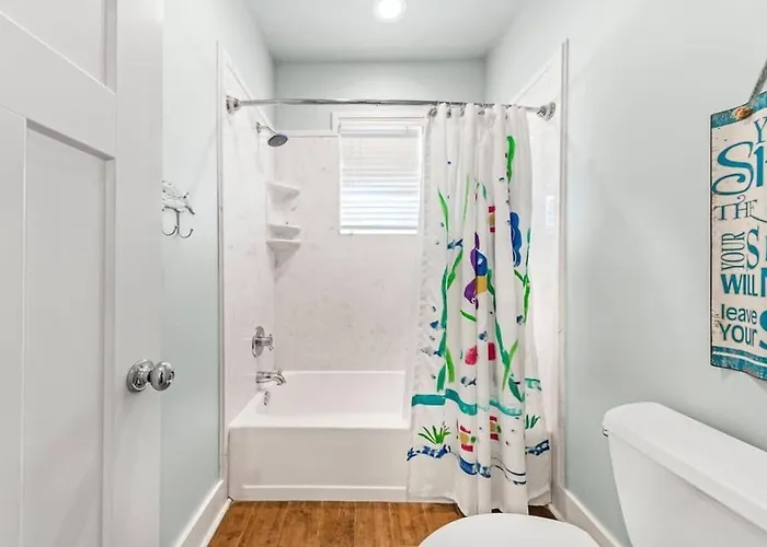 3,700 Snowbird Special With Hot Tub And Golf Cart Gulf Shores