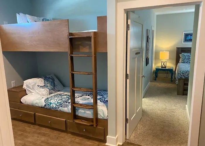 3,700 Snowbird Special With Hot Tub And Golf Cart * Gulf Shores
