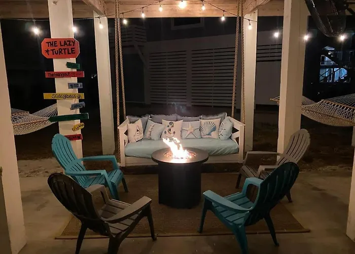 3,700 Snowbird Special With Hot Tub And Golf Cart Holiday home Gulf Shores